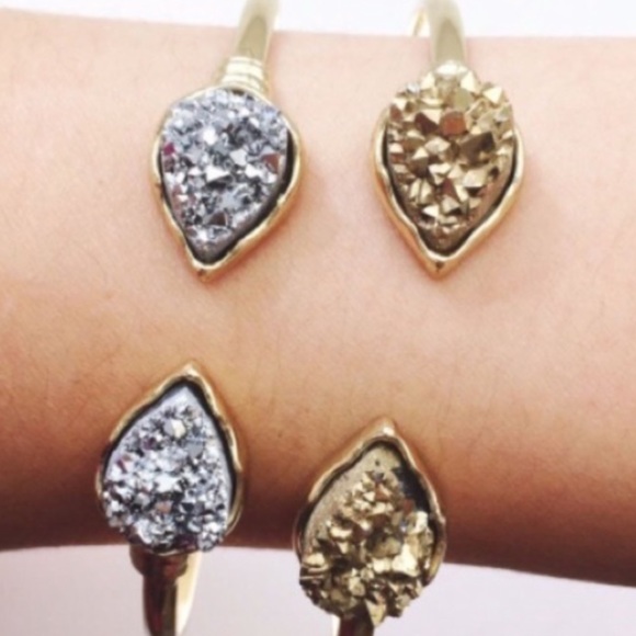 Silver druzy style cuff - Picture 3 of 3